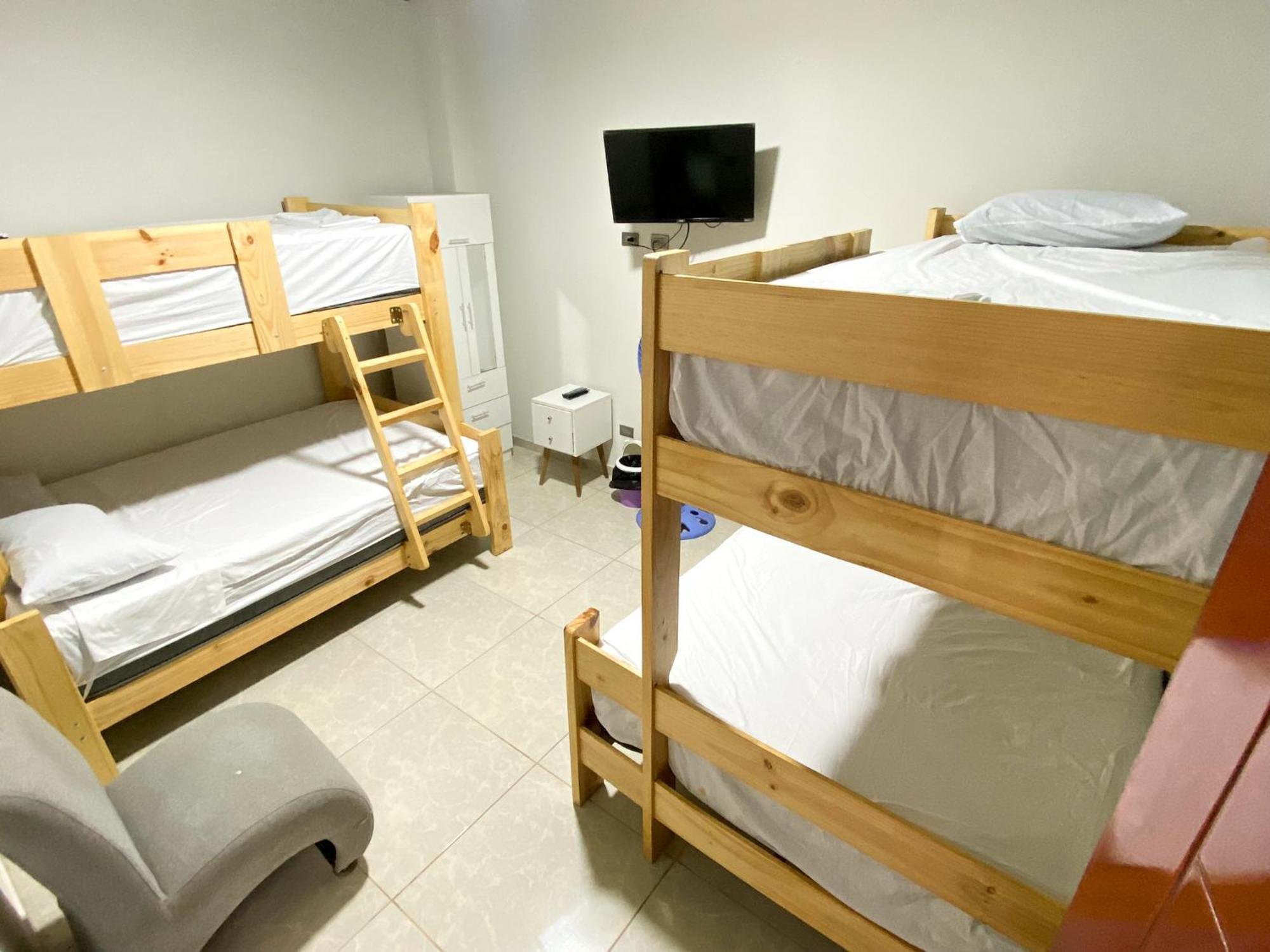 Hospedaje Rocio Del Mar Hotell Cerro Azul Eksteriør bilde