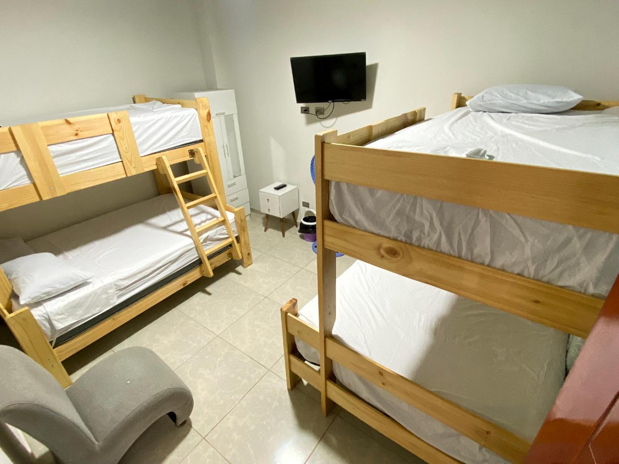 Hospedaje Rocio Del Mar Hotell Cerro Azul Eksteriør bilde